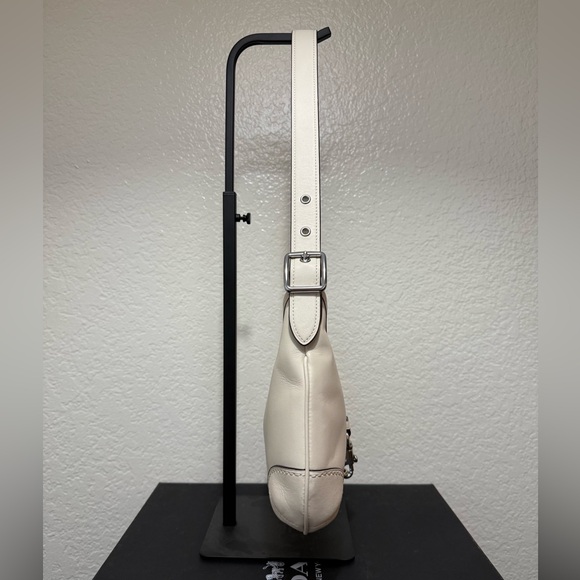 Coach Hamptons Shoulder Bag - Chalk with Silver Hardware - Picture 2 of 10